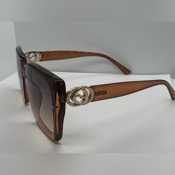 NWT Trendy Oversized Square Brown Gradient Sunglasses | Chic Vintage Style UV400 main image 5